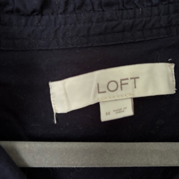 LOFT Womens Button Down Shirt in Dark Blue with White Dots - Picture 3 of 5